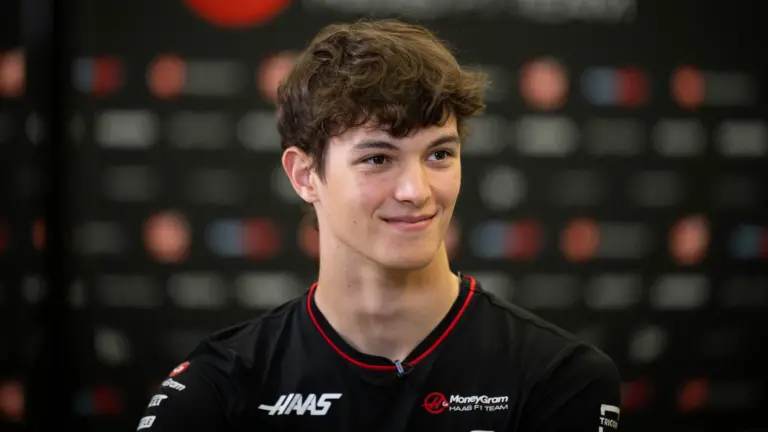 Haas пилоты Бирман жарыстарға қатысуға тыйым алу қаупінде