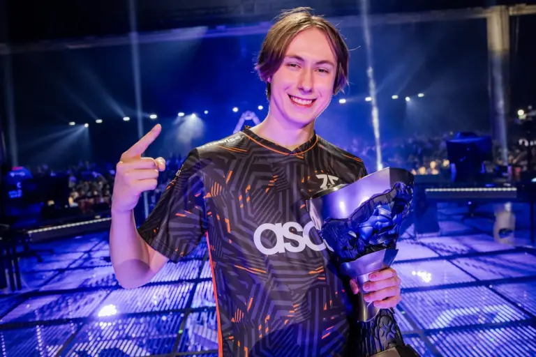 Team Vitality подписала российского игрока Chronicle в состав по Valorant