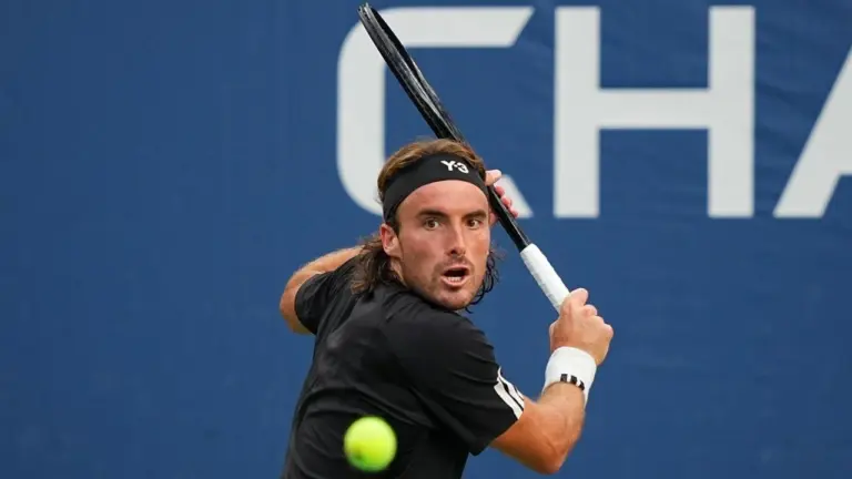 Циципас жеті жылдан кейін ATP рейтингінің үздік 30-дығынан шығады