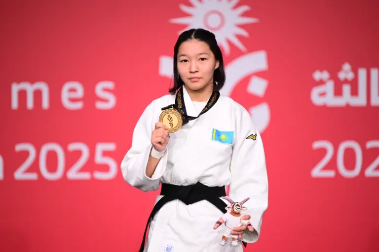 Фатима Супыгалиева выиграла золото Юношеских Азиатских игр