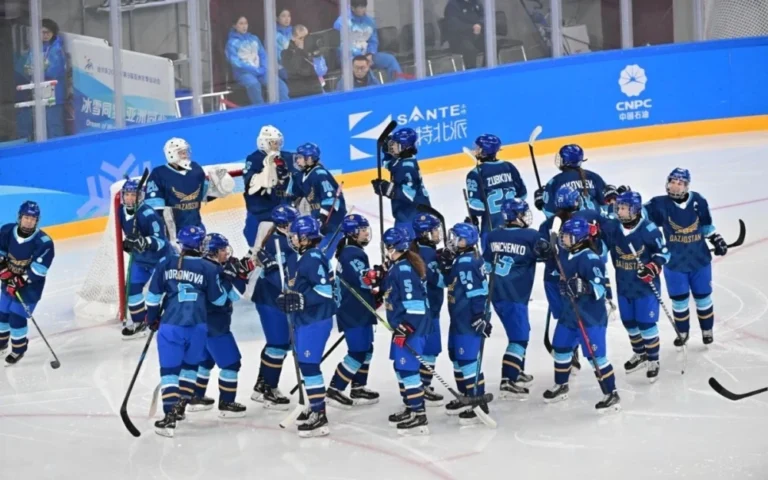 Өскемен хоккейден әйелдер арасында Азия чемпионатын қабылдайды