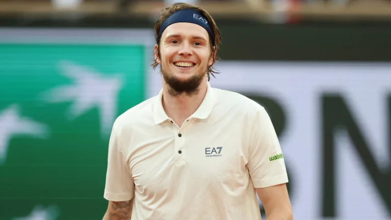 Бублик сыграет во Франции: первая ракетка Казахстана заявился на турнир ATP 250 в Меце
