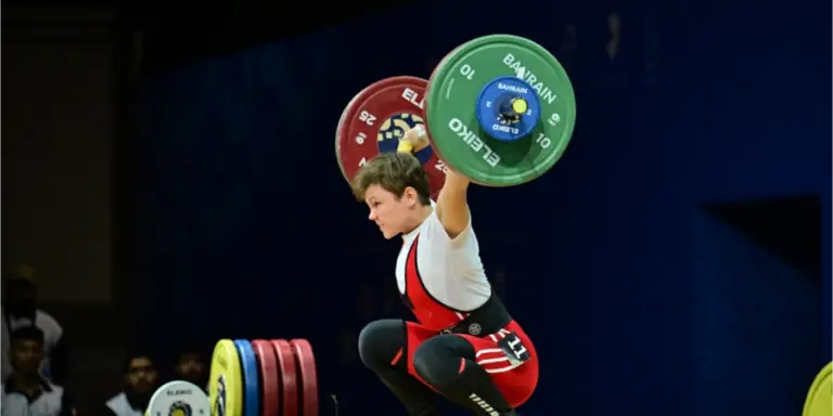 Ауыр атлет Ксения Прозорова жасөспірімдер арасындағы Азия ойындарында екінші орын алды