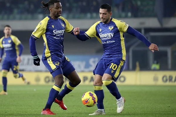 Комо – Верона: прогноз на Серию А (29.10.2025)