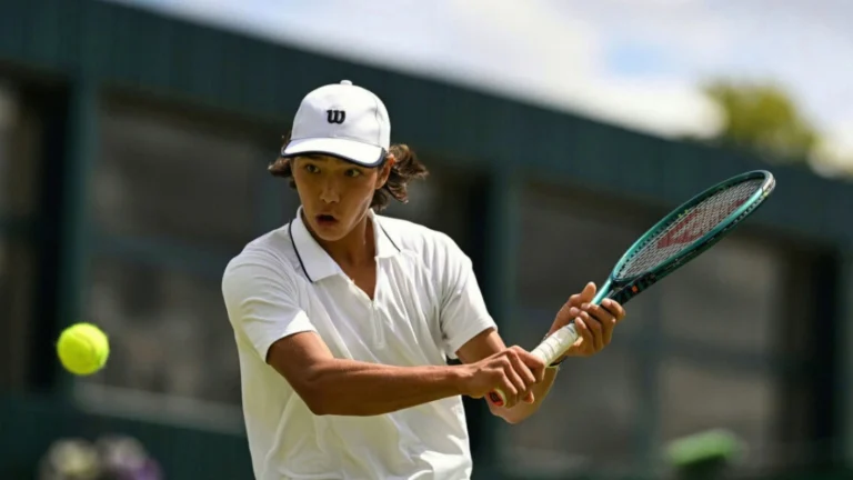 Юный казахстанец завершил выступление на старте ATP 250 Almaty Open