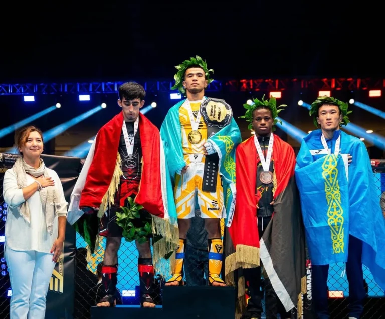 Казахстанец Ерулан Кабдулов стал двукратным чемпионом мира по ММА