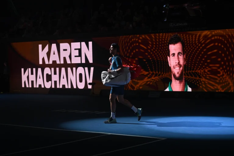 Карен Хачанов сложил полномочия победителя ATP 250 Almaty Open