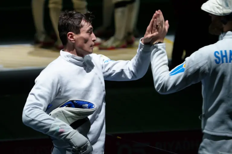 Казахстанские шпажисты выиграли золото на Играх исламской солидарности