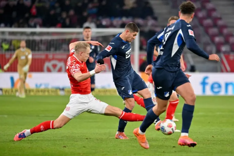 Хоффенхайм – Аугсбург: прогноз на Бундеслигу (29 ноября 2025)