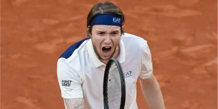 Қазақстандық теннисші Франциядағы турнирде жеңіліп қалды