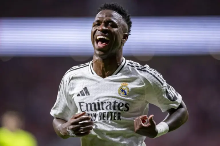 «Реал» Винисиусты €150 млн-ға бағалады — бразилиялық ойыншы АПЛ-ға көшуі ықтимал