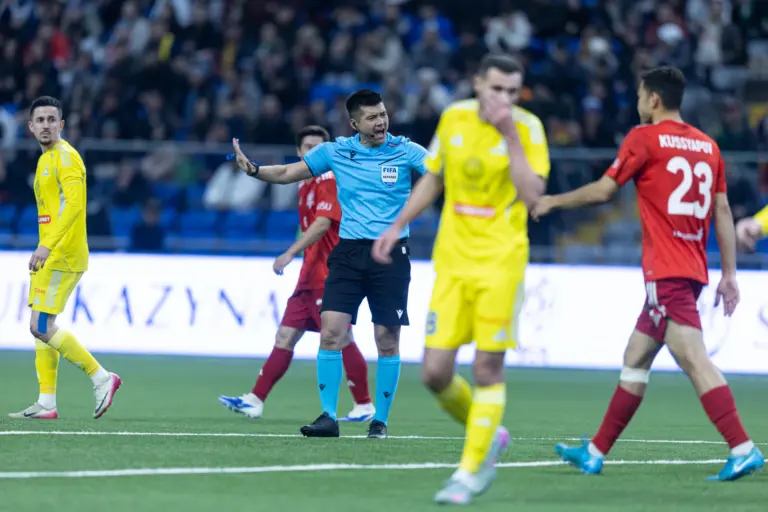 Казахстанские арбитры обслужат матч Лиги конференций УЕФА в Турции