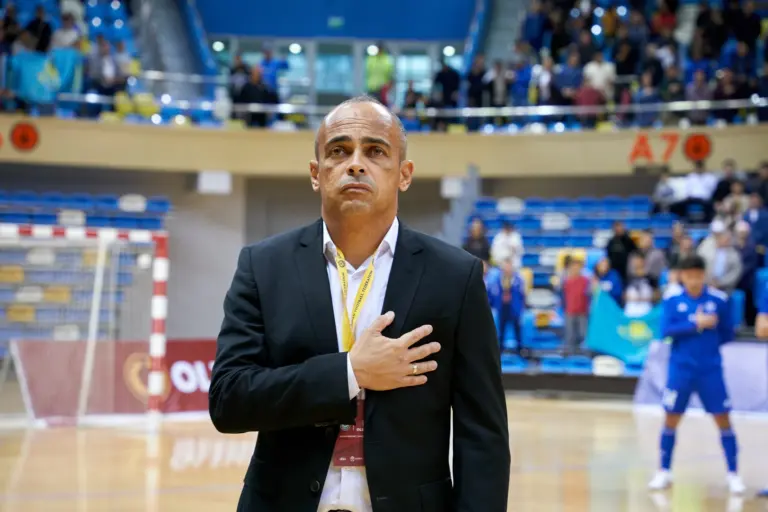 Кака завершил работу со сборной Казахстана по футзалу