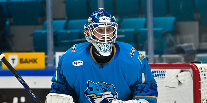 Вратарь «Барыса» Никита Бояркин вернулся на лед после травмы
