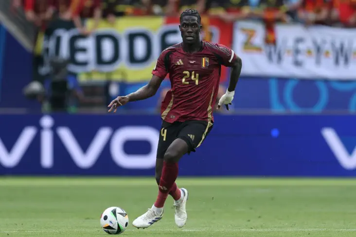 Бельгийцы искали бутсы для Онаны в Астане перед матчем с Казахстаном