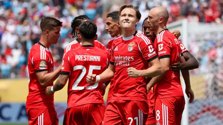 Бенфика – Байер: прогноз на Лигу чемпионов (06.11.2025)