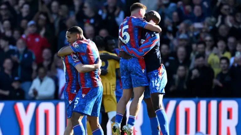 Кристал Пэлас – Брайтон: смотреть онлайн прямой эфир (09.11.2025)