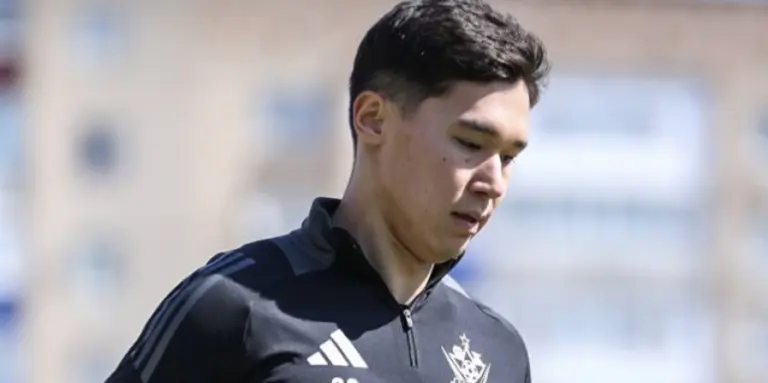 «Ақтөбе» клубы қазақстандық футболшымен келісімшарт мерзімінің аяқталғанын мәлімдеді