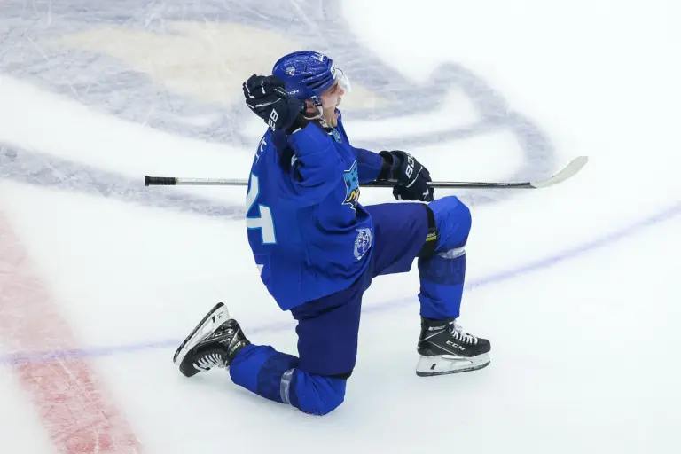 Кравец — о будущем Уолша и перспективах возвращения Старченко в «Барыс»