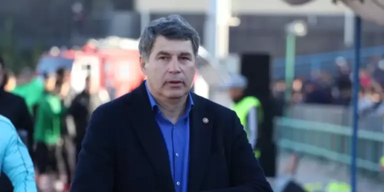 «Орыс тілін меңгерген болуы тиіс»: Виктор Кумыков ұлттық құраманы кім баптауы керектігін айтты