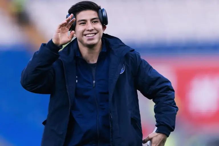 Юный форвард «Кайрата» Дастан Сатпаев получил государственную премию