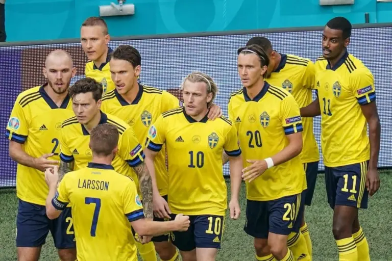 Швейцария – Швеция: прогноз на квалификацию Чемпионата мира (16.11.2025)