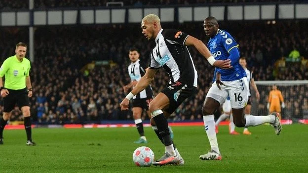 Эвертон – Ньюкасл: прогноз на матч АПЛ (29 ноября 2025)