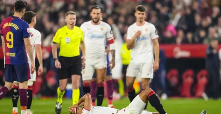 Эстремадура – Севилья: смотреть онлайн прямой эфир (05.12.2025)