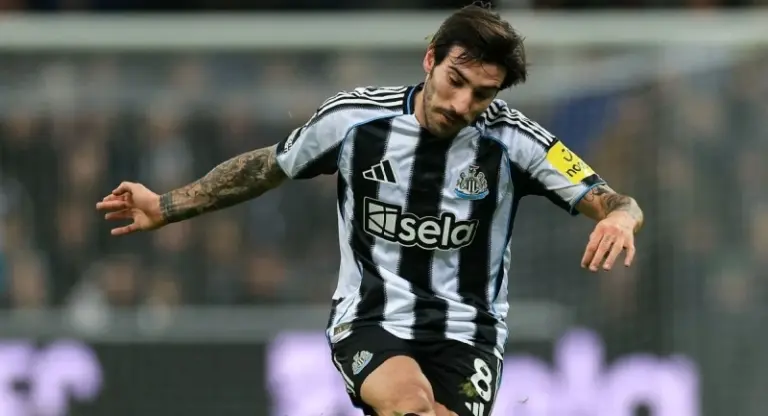 Байер – Ньюкасл: смотреть онлайн прямой эфир (11.12.2025)