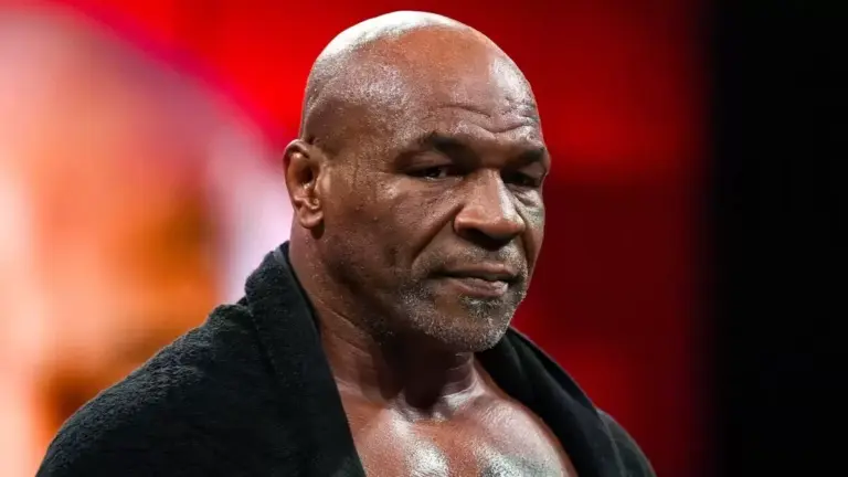 Тайсон объявил детали выставочного боя с Мейвезером