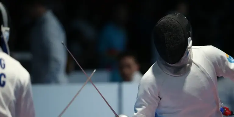 Қазақстандық семсерлесушілер жасөспірімдер арасындағы Әлем кубогы кезеңінде үздік ондыққа енді