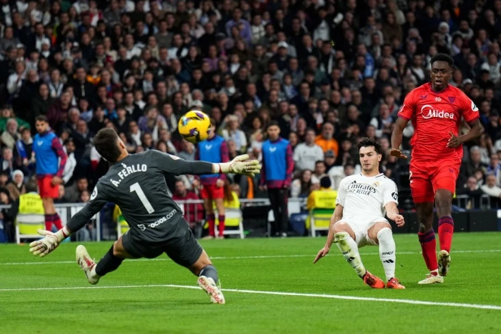 Реал Мадрид – Севилья: смотреть онлайн прямой эфир (20.12.2025)