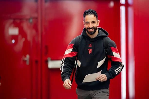 Бывший тренер «МЮ» может возглавить гранд из Лиссабона