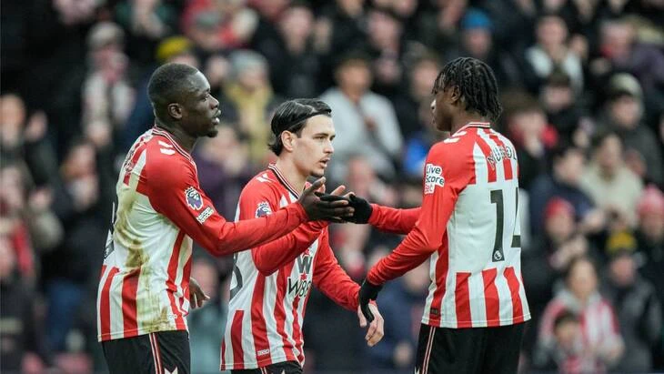 Завершился 24-й тур АПЛ: лидеры сохраняют позиции