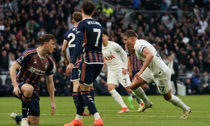 Тоттенхэм — Ноттингем Форест: прогноз на матч Премьер-лиги (22.03.2026)